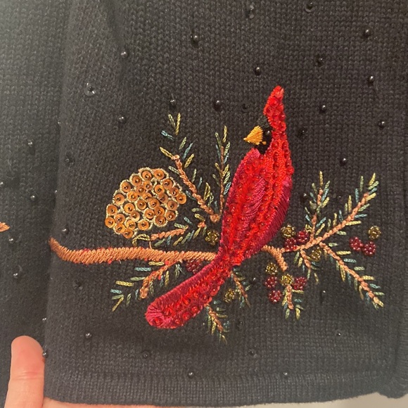 Cardinal sweater Heirloom Collectibles Sequin Cardinal Zip-up Christmas cardigan - Picture 8 of 14